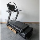 Freemotion Fitness Laufband i10.9 Incline Trainer...